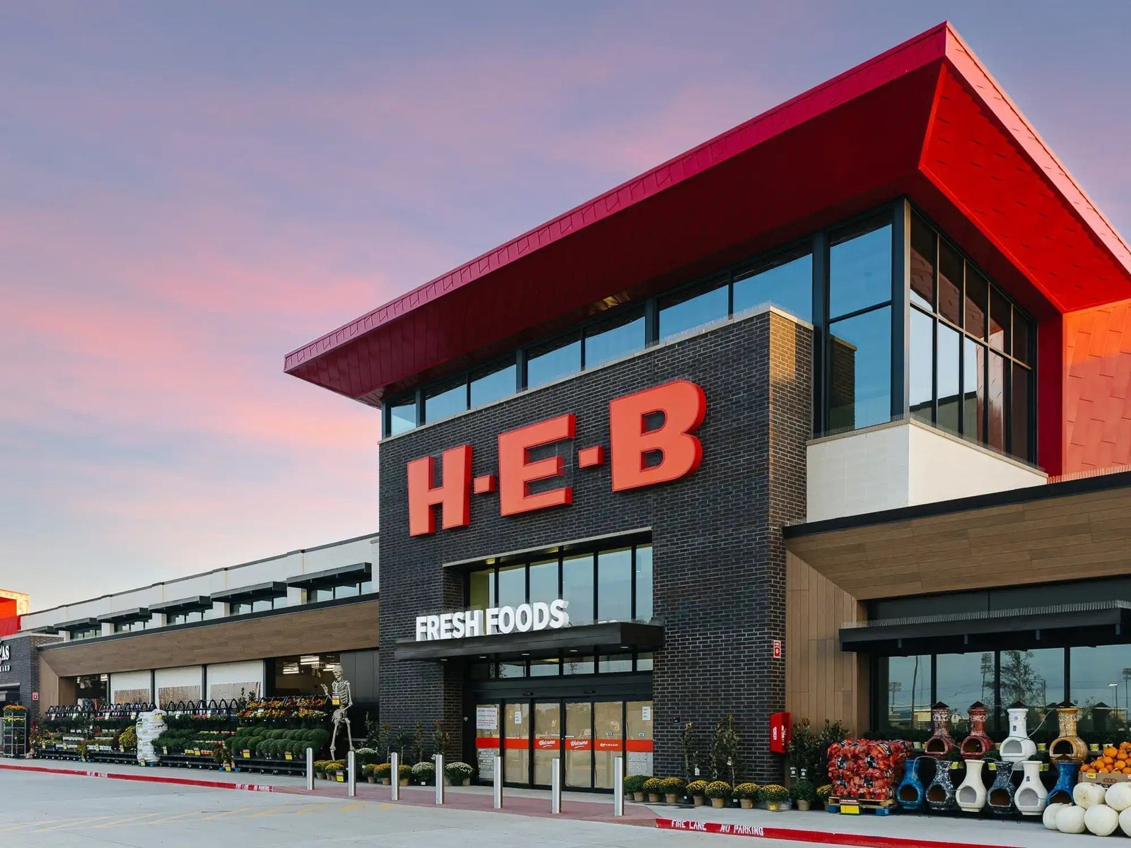 Our Mac Pops Are Now at H‑E‑B Across Texas!