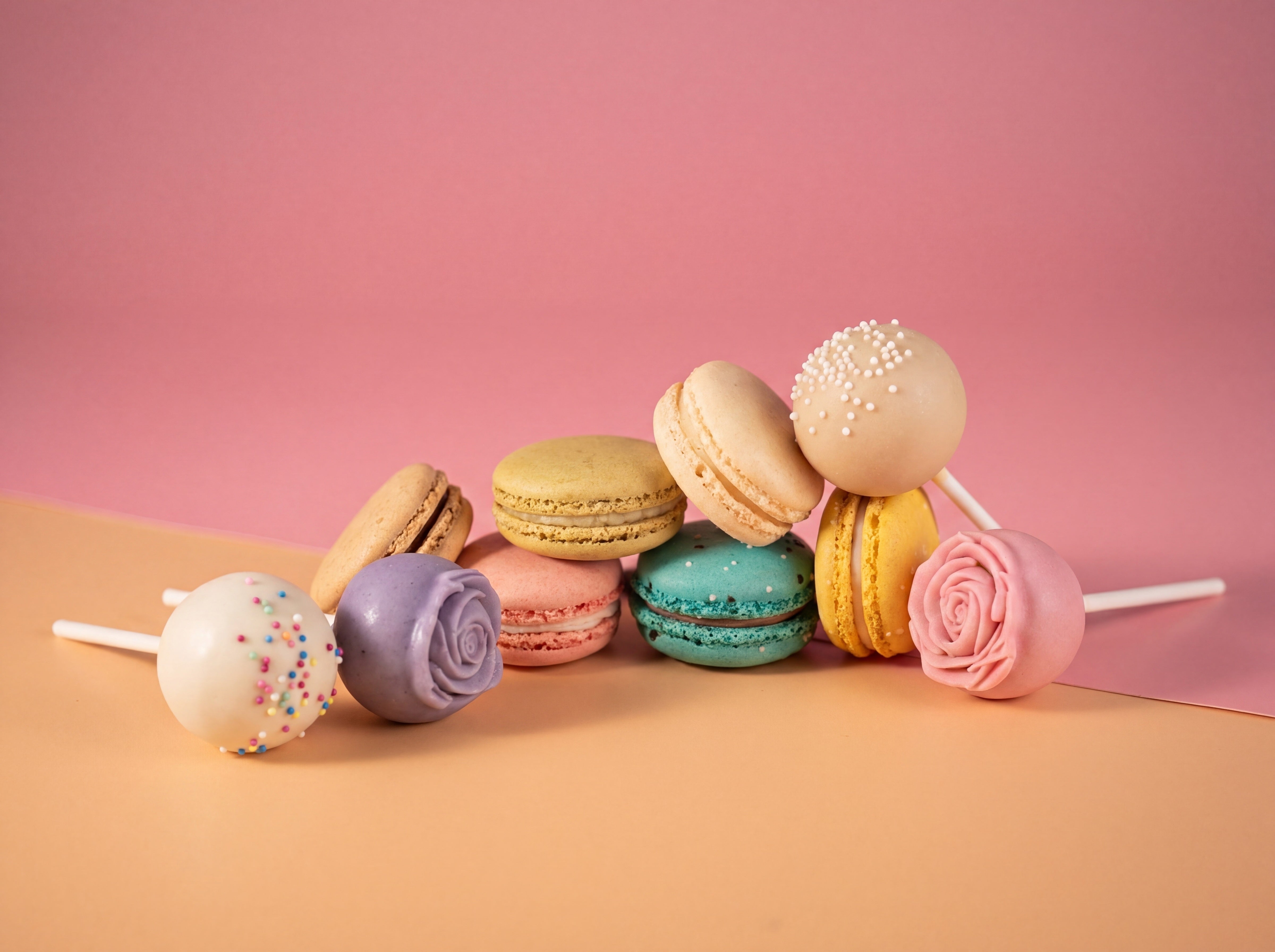About Us - Macarooz